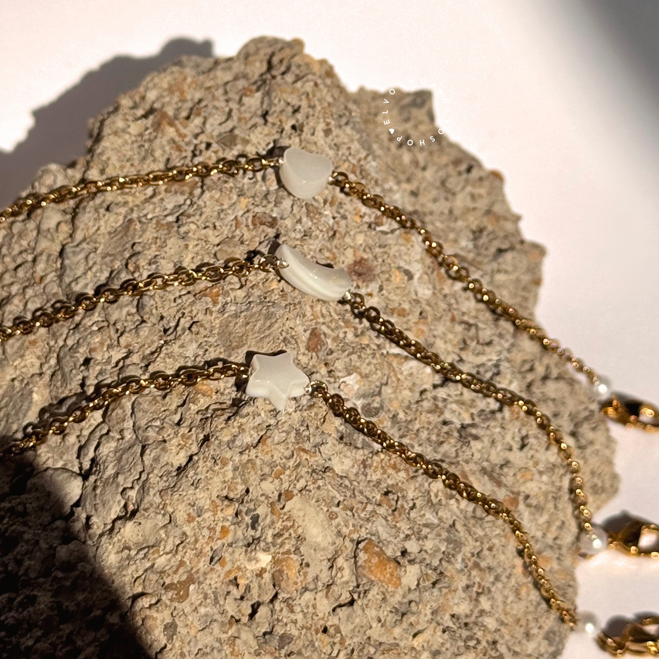 Chain of Affection