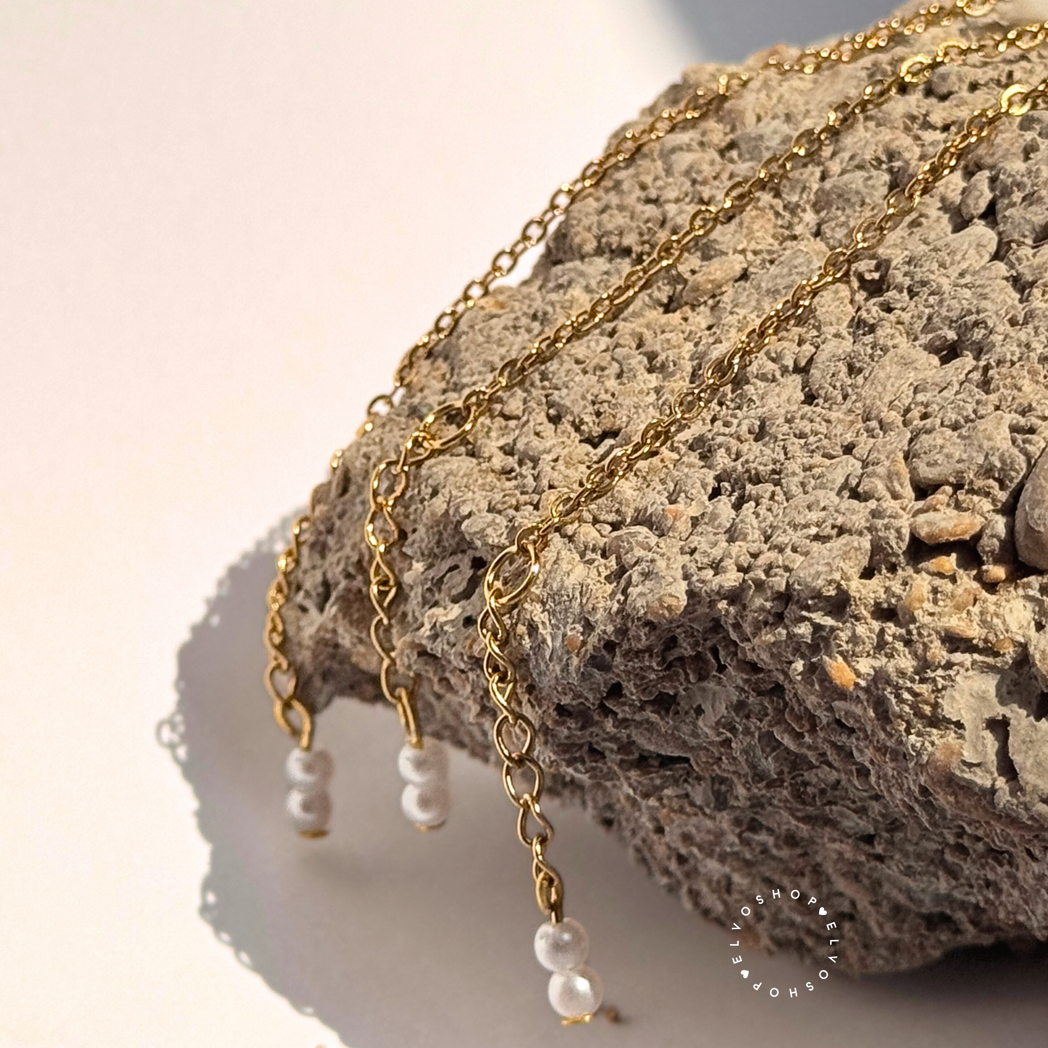 Chain of Affection