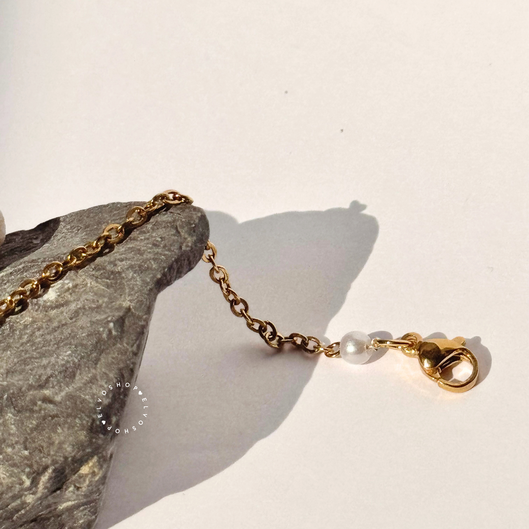 Chain of Affection